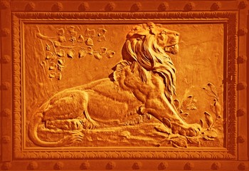 Lion bronze - the detail of the historic gate, Prague