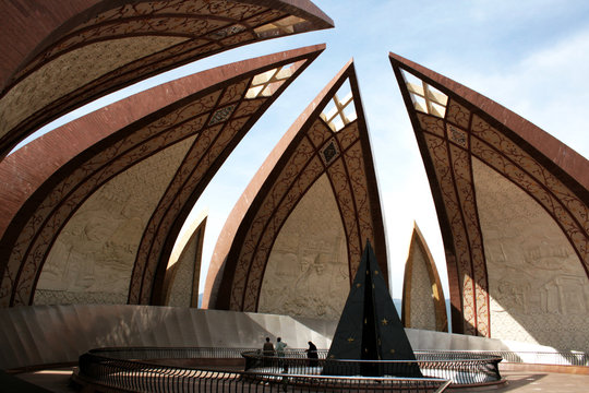 monumento paquistanês hor