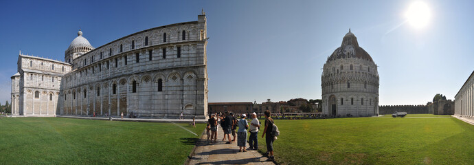 Piazza dei miracoli pisa