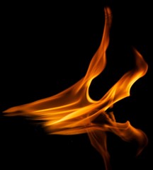 Fototapeta premium Beautiful stylish fire flames reflected in water