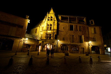 La maison de la Boetie à Sarlat la nuit