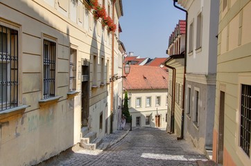 rue étroite de Bratislava