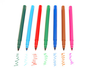 Color felt-tip pens