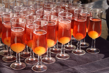 Sherry mit Beere