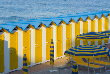 Estate gialla blu