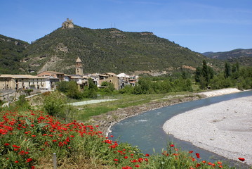 Pueblo del Pirineo, Perarr&uacute;a