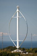 Vertical wind turbine
