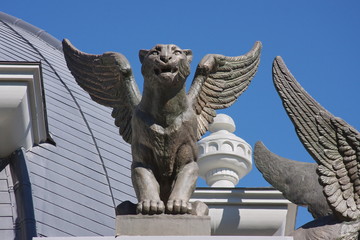 sculptures of lions on building, city Kasan, Russia