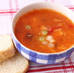 Sauer Scharf Suppe