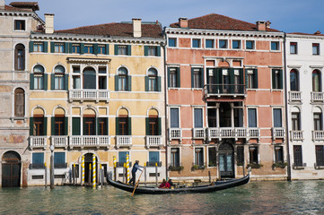 Fototapeta na wymiar Canal Grande położony w Wenecja, Włochy