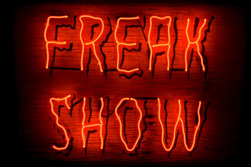 Freak Show neon sign - obrazy, fototapety, plakaty