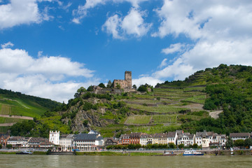 Stadt am Rhein 