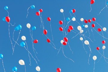 baloons in the sky