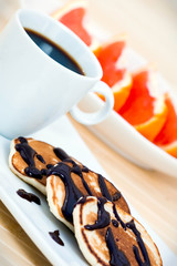Pancakes chocolat au petit déjeuner
