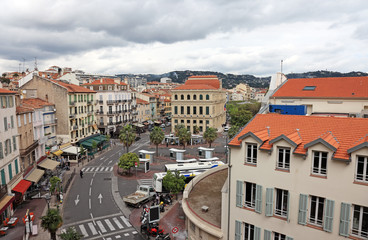 Obraz premium Cityscape widok Cannes przed festiwalem w maju, francuska riwiera.