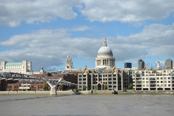 Fototapeta na wymiar St Paul's cathedral and millenium bridge, London, UK