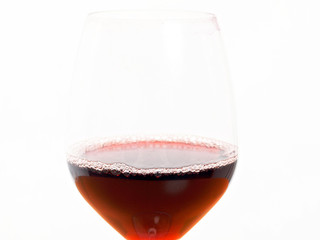 Rotwein im Glas