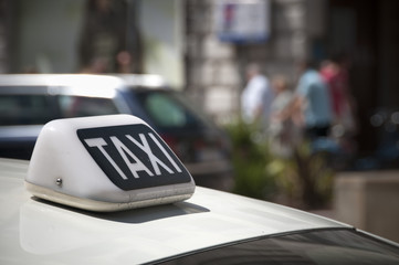 Taxi sign