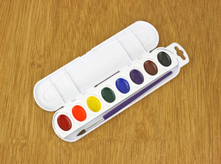 New basic watercolor paint set
