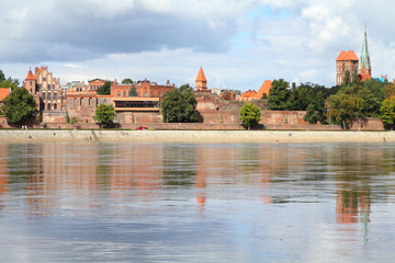 Obraz premium Poland - Torun, city divided by Vistula river