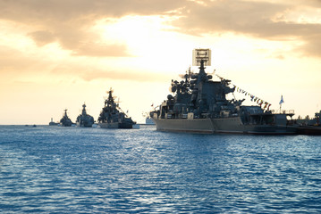 Row of military ships © Pavlo Vakhrushev