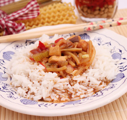 Asiatisches Reisgericht