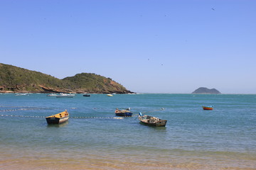 Barcos na Praia de João Fernandes - Armação de  Búzios