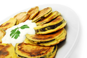 egg pland slices backed with eggs