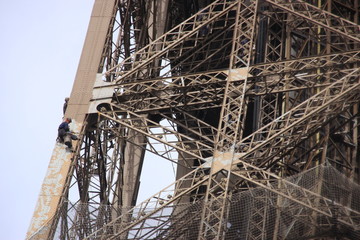Entretien de la Tour Eiffel