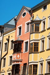 Fototapeta na wymiar Colored houses in Innsbruck