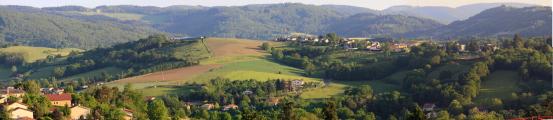 Fototapeta na wymiar Les Monts du Lyonnais