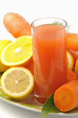 Orange lemon carrot juice