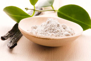 vanilla beans with aromatic sugar