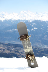 snowboard on mountains - obrazy, fototapety, plakaty