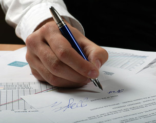 close up signature