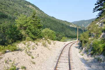 Fototapeta na wymiar ligne de chemin de fer