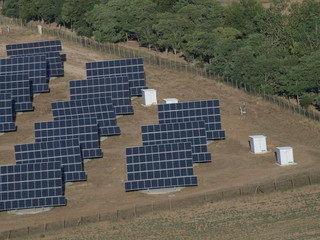 Vista aerea de huerto solar en Castilla