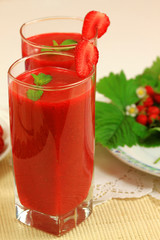 Strawberry coctails