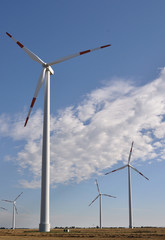 sassonia, cirri sul parco eolico