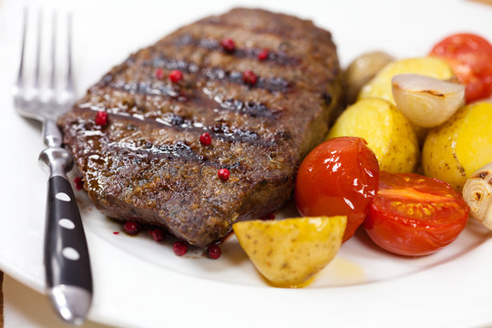 Pfefferschnitzel Bilder – Durchsuchen 4,351 Archivfotos, Vektorgrafiken ... Pfefferschnitzel Bilder – Durchsuchen 4,351 Archivfotos, Vektorgrafiken ...