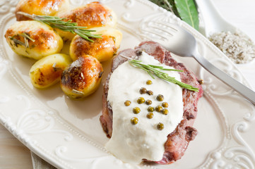 tenderloin with cream sauce-filetto alla panna