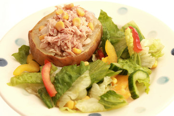 Jacket Potato with Tuna and Sweetcorn