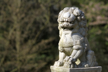 asiatische Löwenstatue