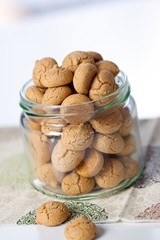 almond cookies