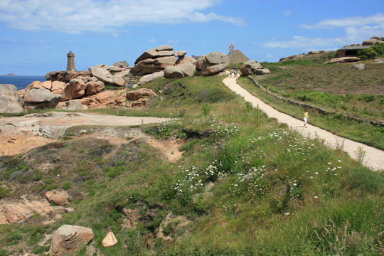 C&ocirc;te de granit rose &agrave; Ploumanach (Bretagne, Morbihan)