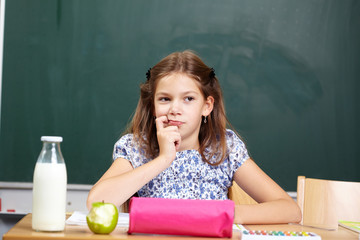 Mädchen in der Grundschule