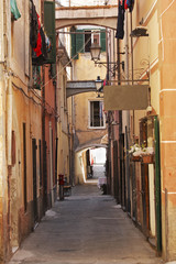 Fototapeta na wymiar Italian alley