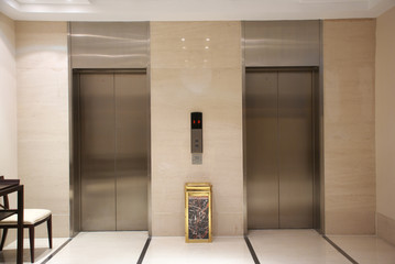 elevator © WilliamJu
