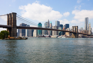 Fototapeta na wymiar New York City, Brooklyn Bridge and Manhattan skyline