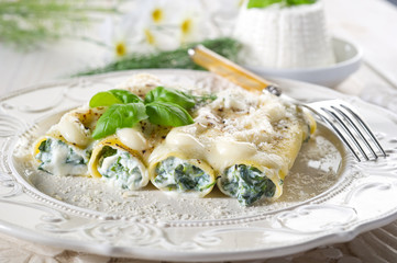 cannelloni ricotta and spinach